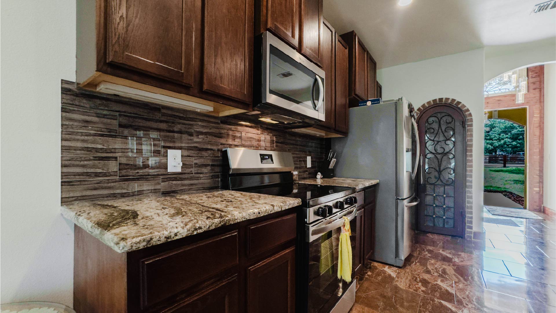 204 Matthew Cove, Bastrop TX 78602