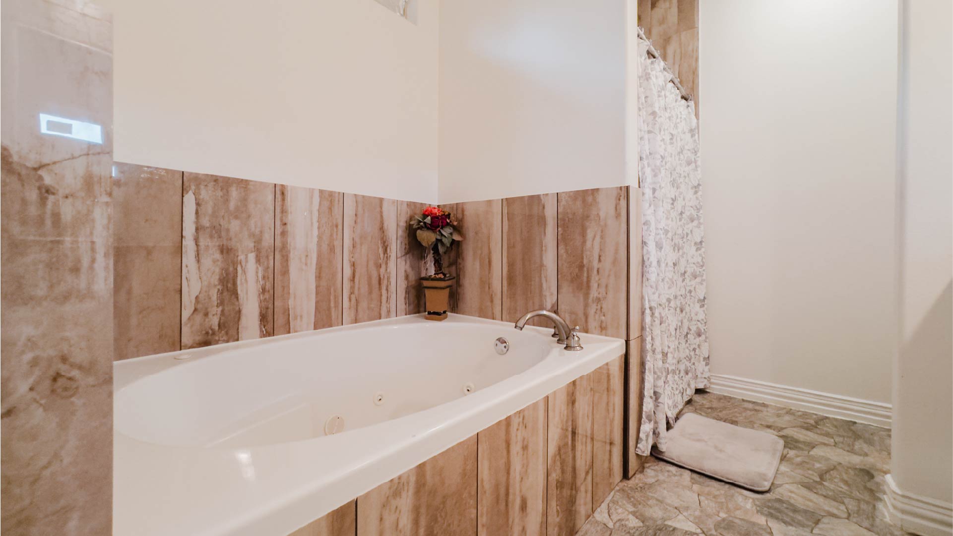 204 Matthew Cove, Bastrop TX 78602