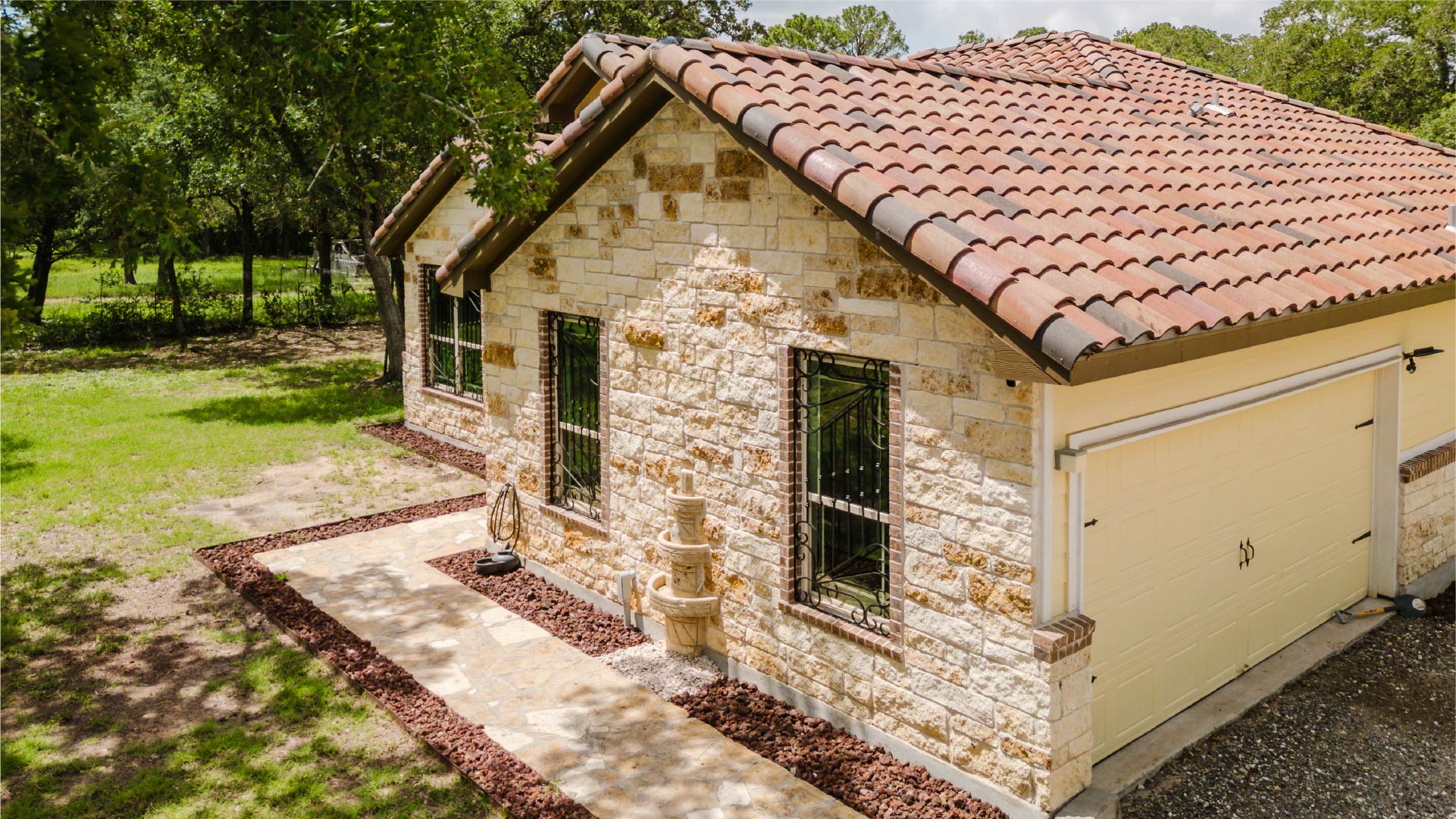 204 Matthew Cove, Bastrop TX 78602