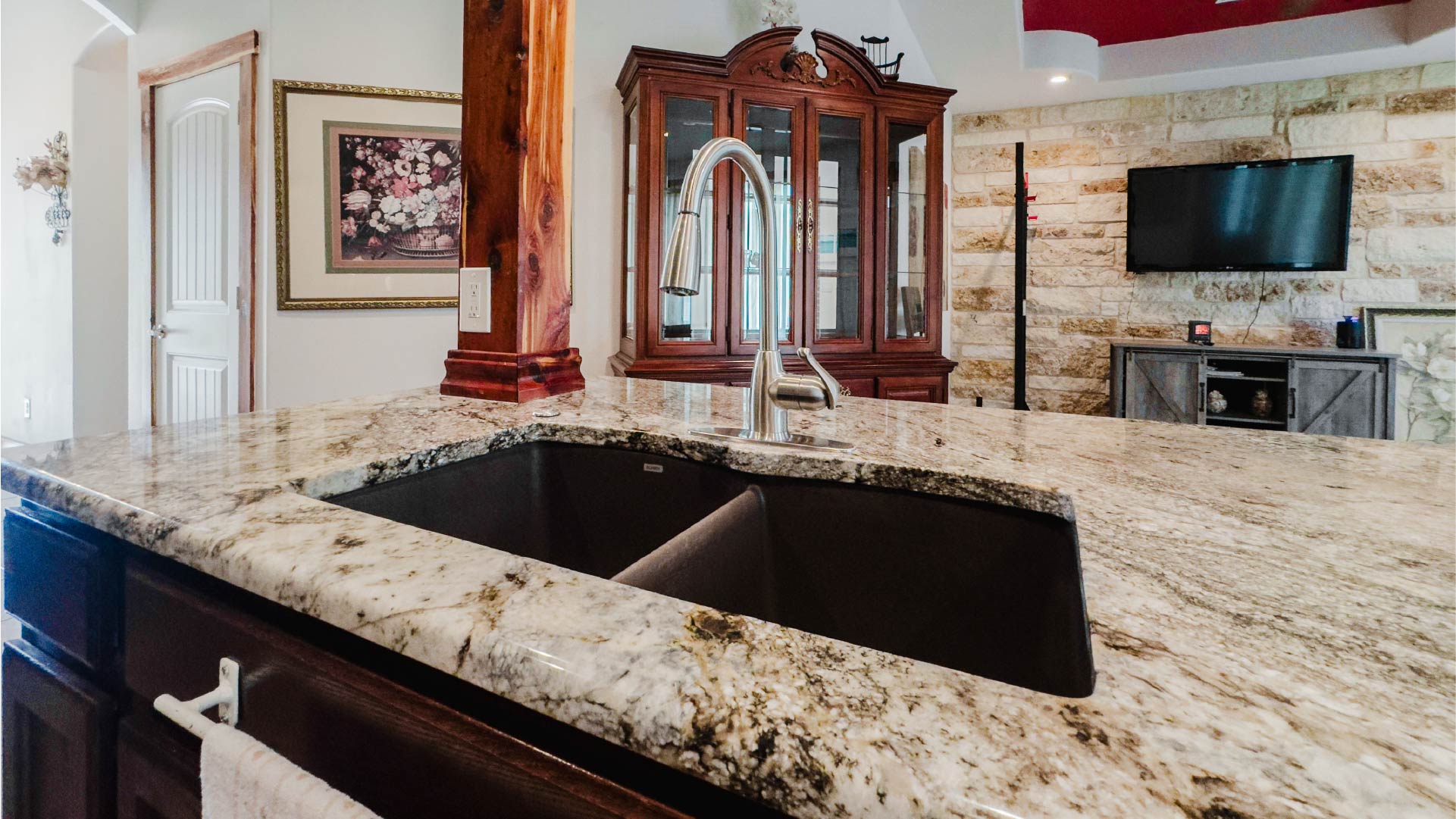 204 Matthew Cove, Bastrop TX 78602