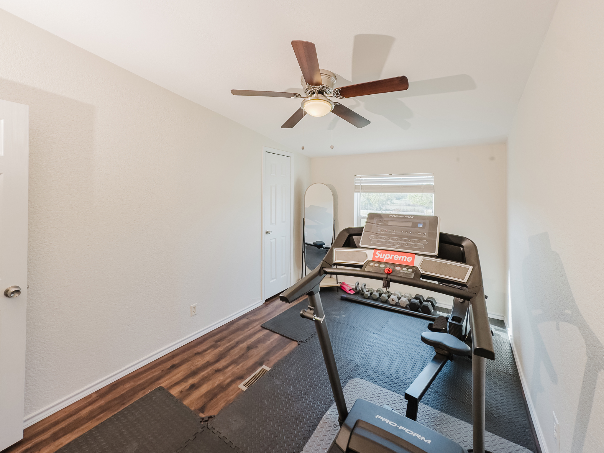 2709 County Road 463 Std Elgin Texas 78621