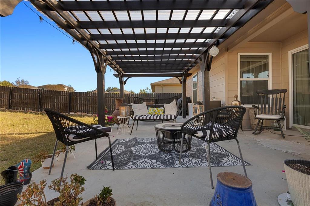 8824 Southwick Dr, Austin, TX 78724