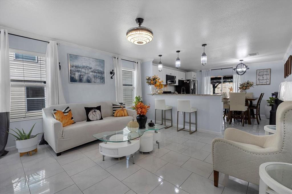 8824 Southwick Dr, Austin, TX 78724