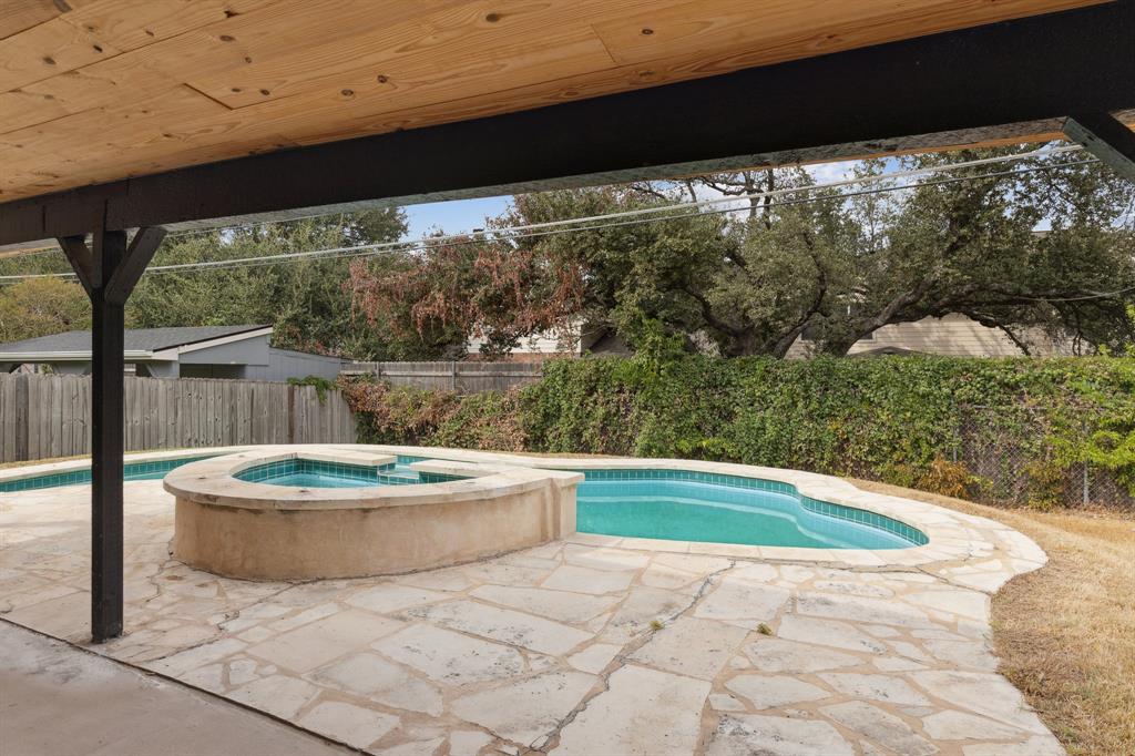 3912 Hillside Dr, Round Rock, Texas 78681