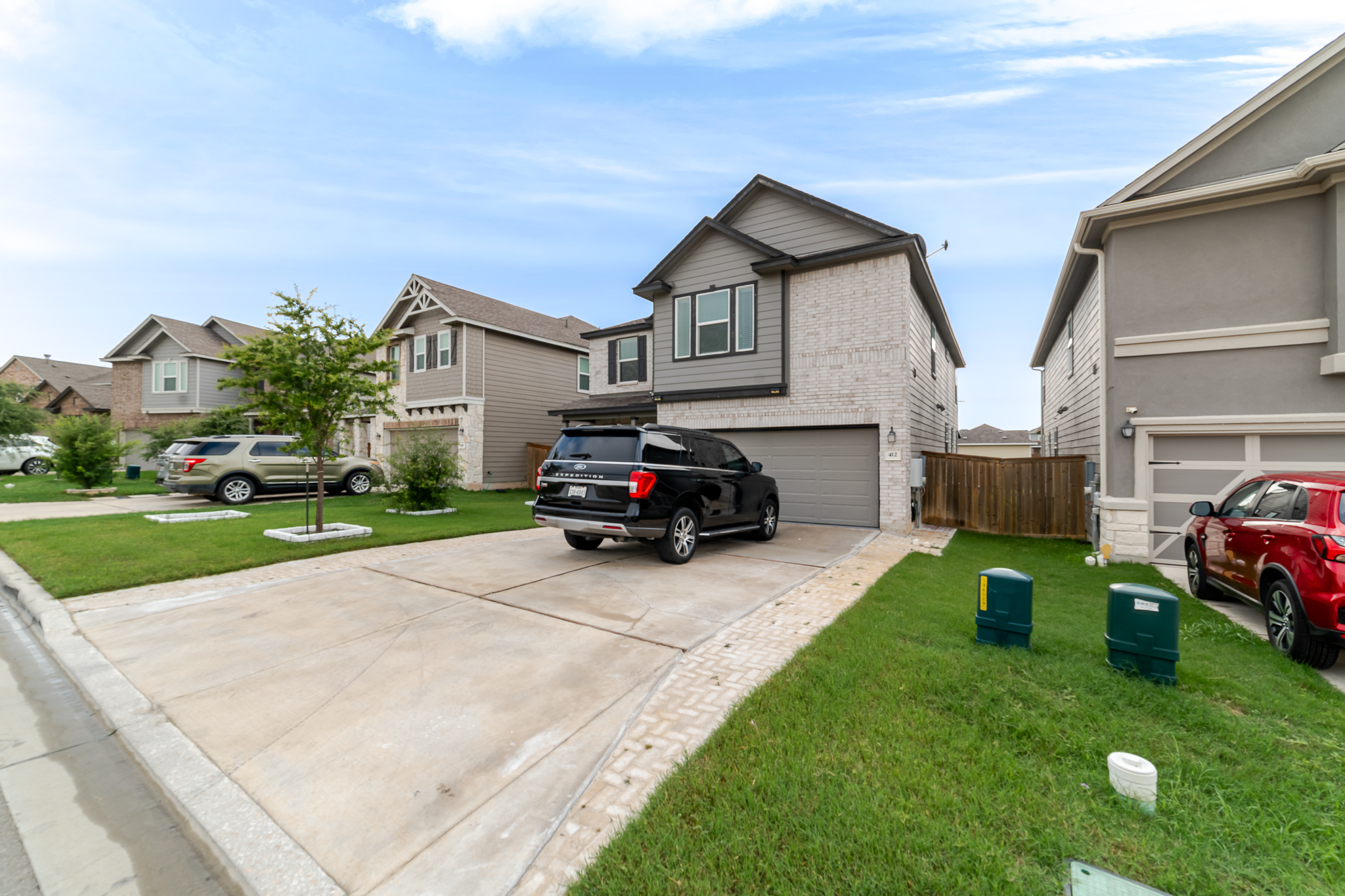 412 Josey Wales Dr, Jarrell, TX 76537