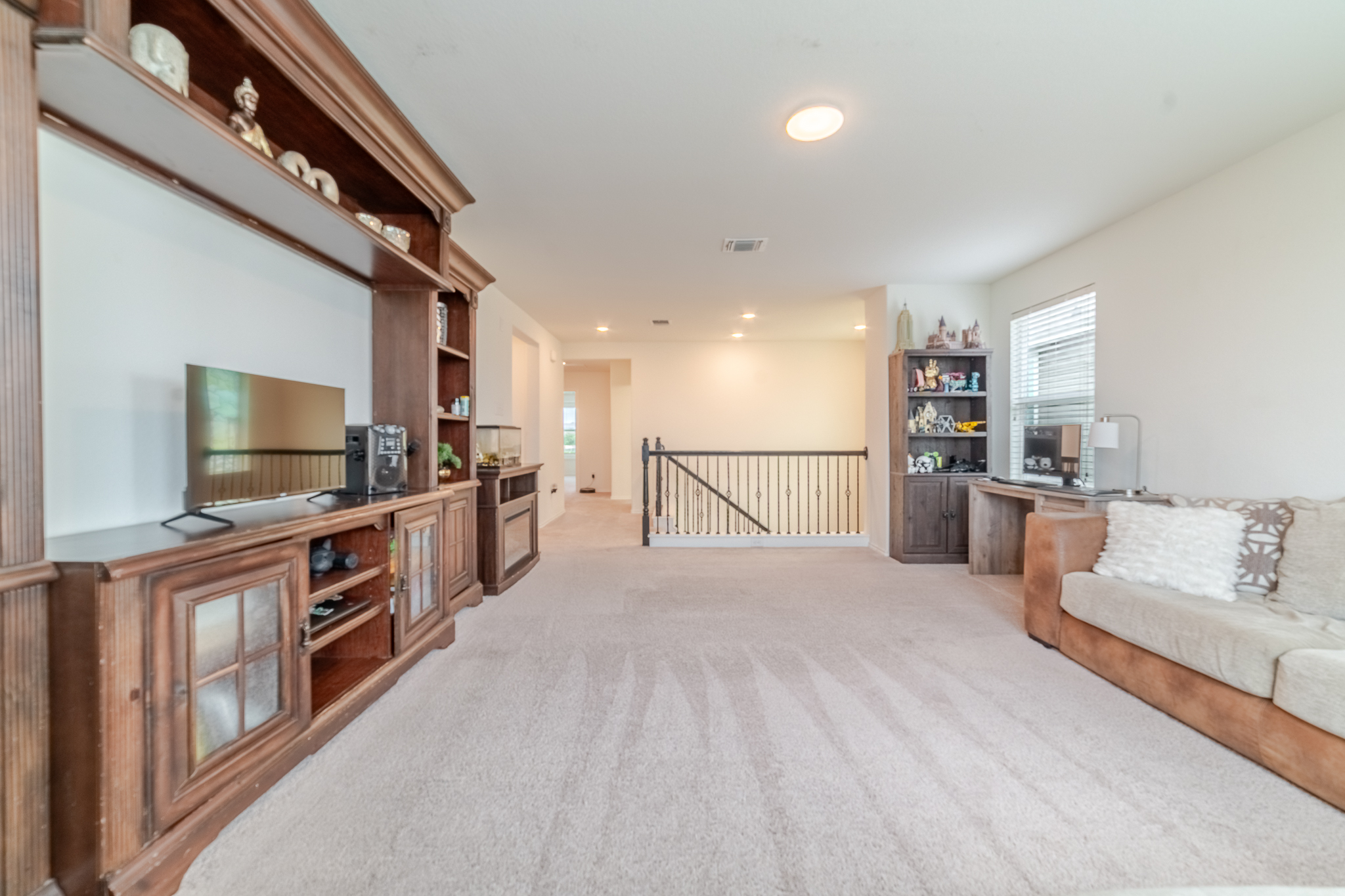 412 Josey Wales Dr, Jarrell, TX 76537