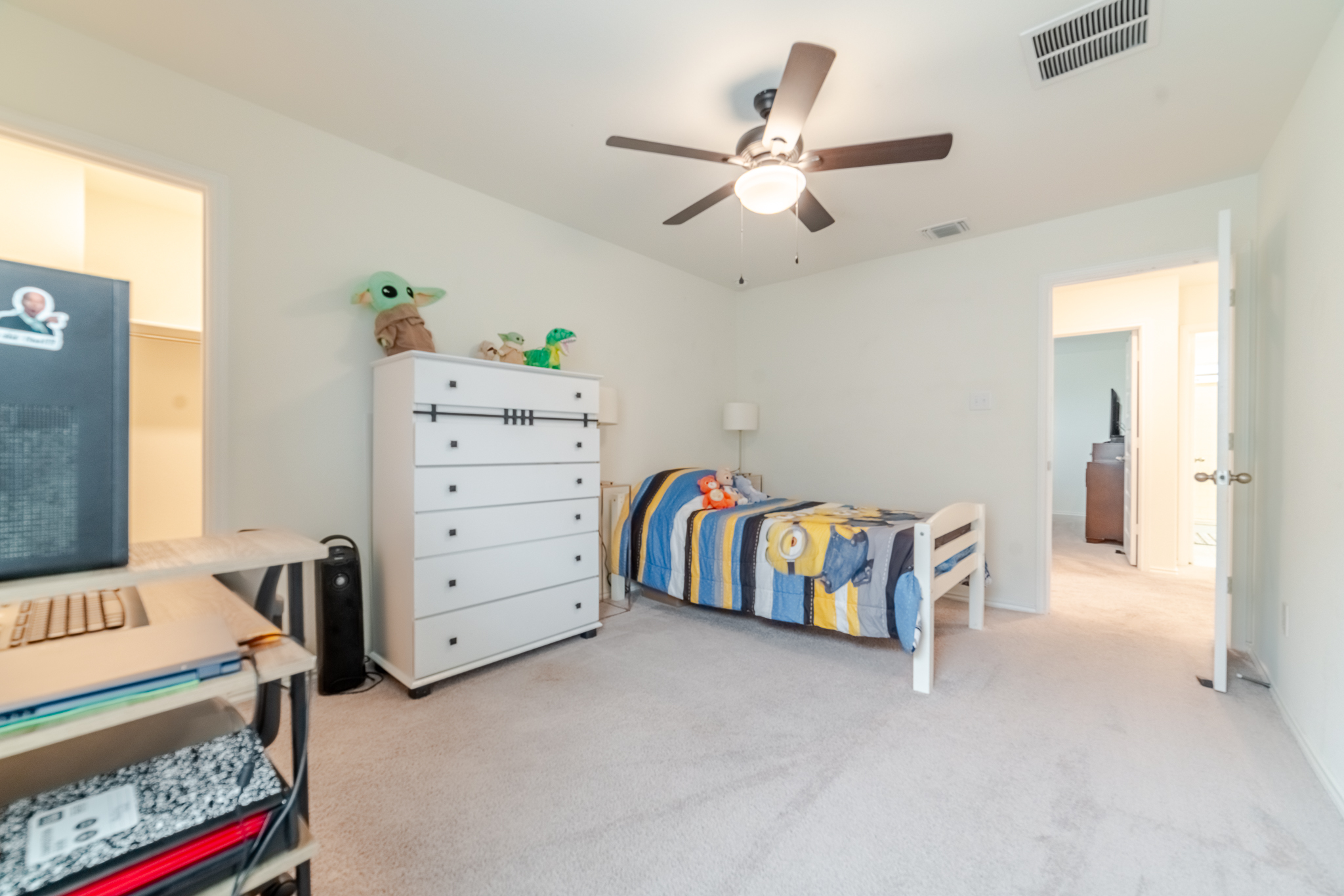 412 Josey Wales Dr, Jarrell, TX 76537