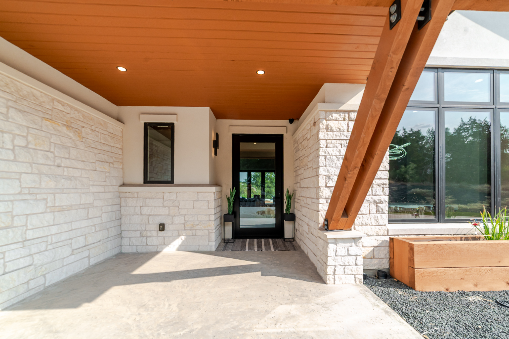 23801 Oscar Rd, Spicewood, Texas 78669