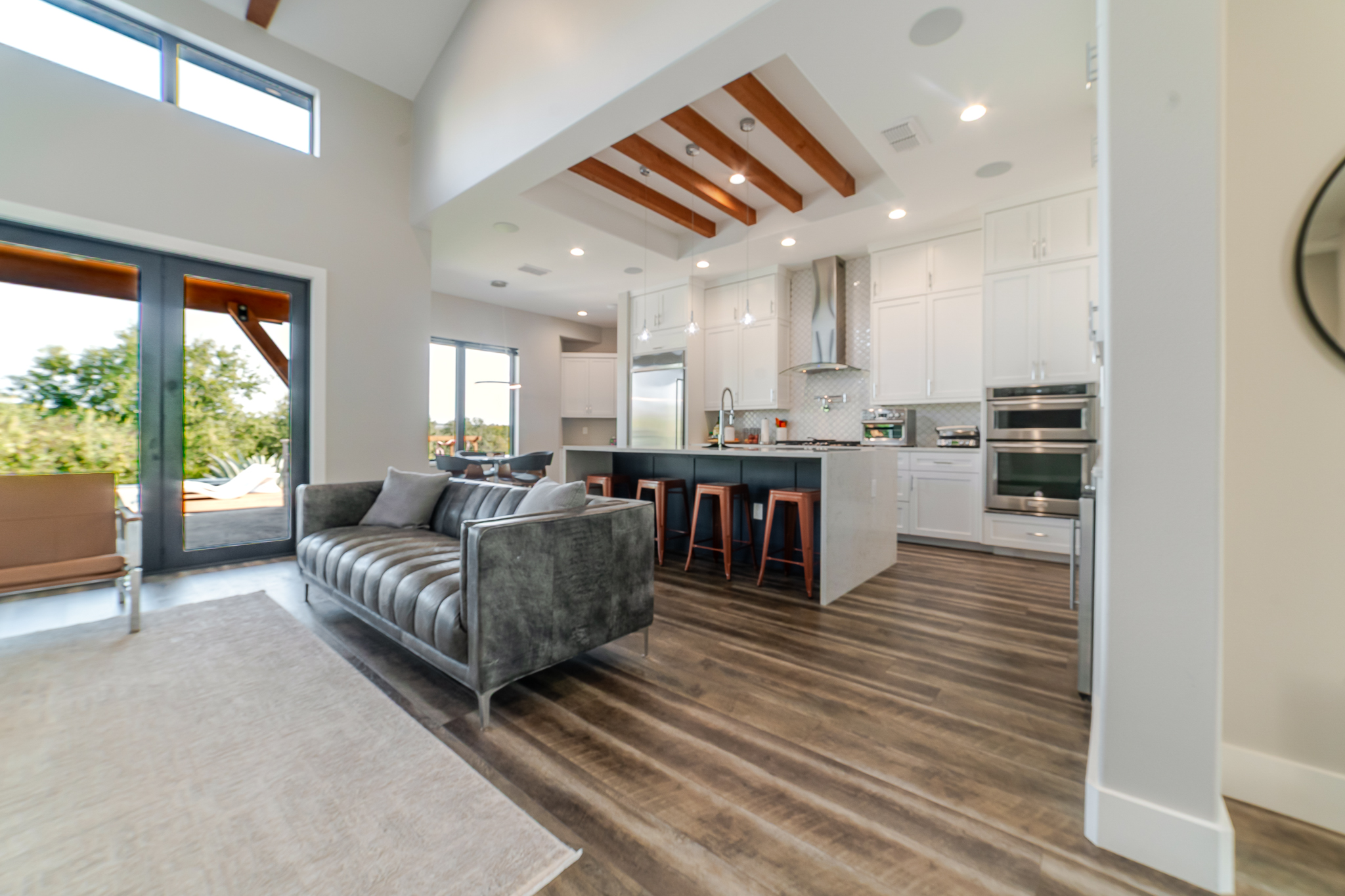 23801 Oscar Rd, Spicewood, Texas 78669
