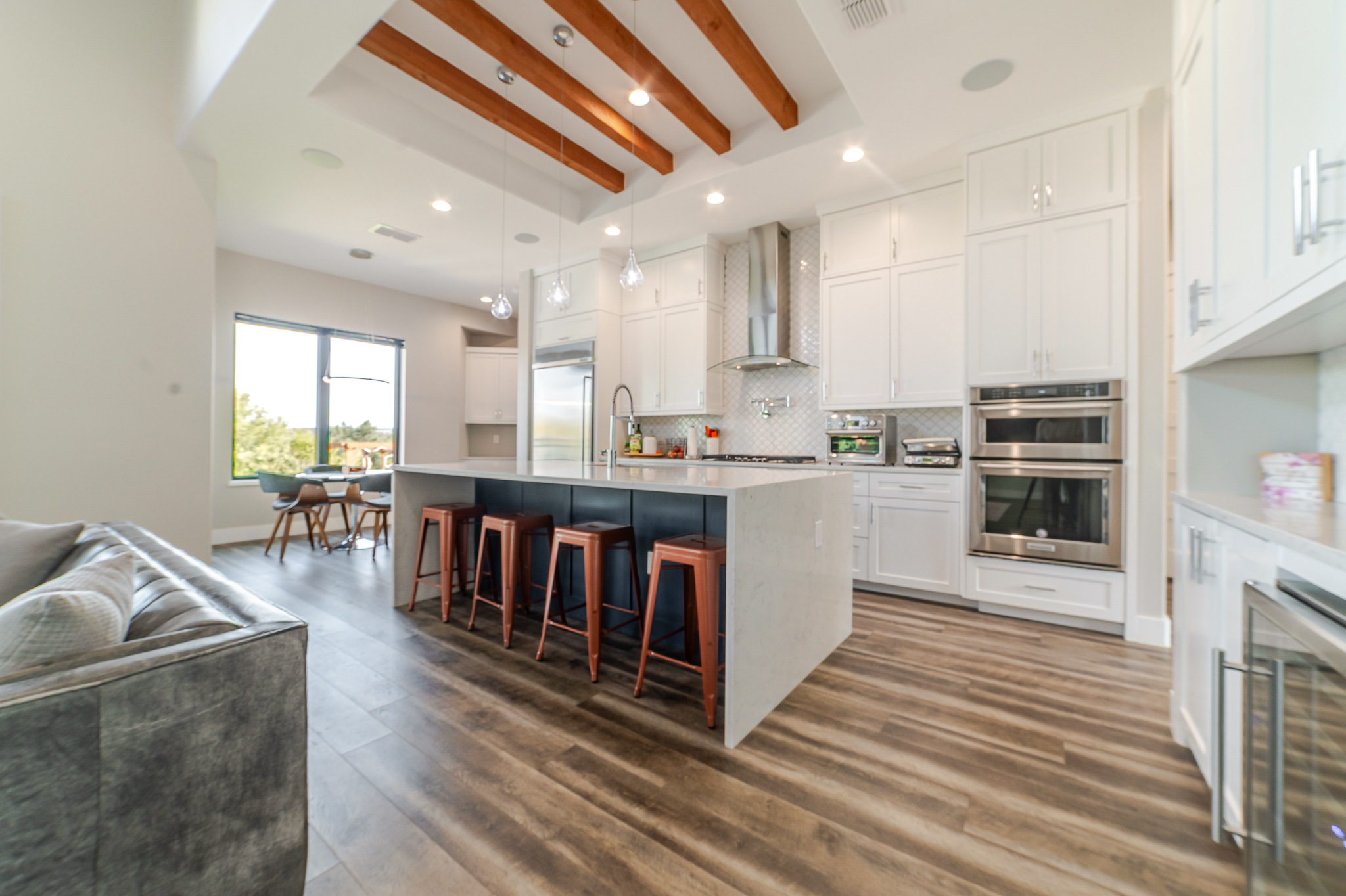23801 Oscar Rd, Spicewood, Texas 78669