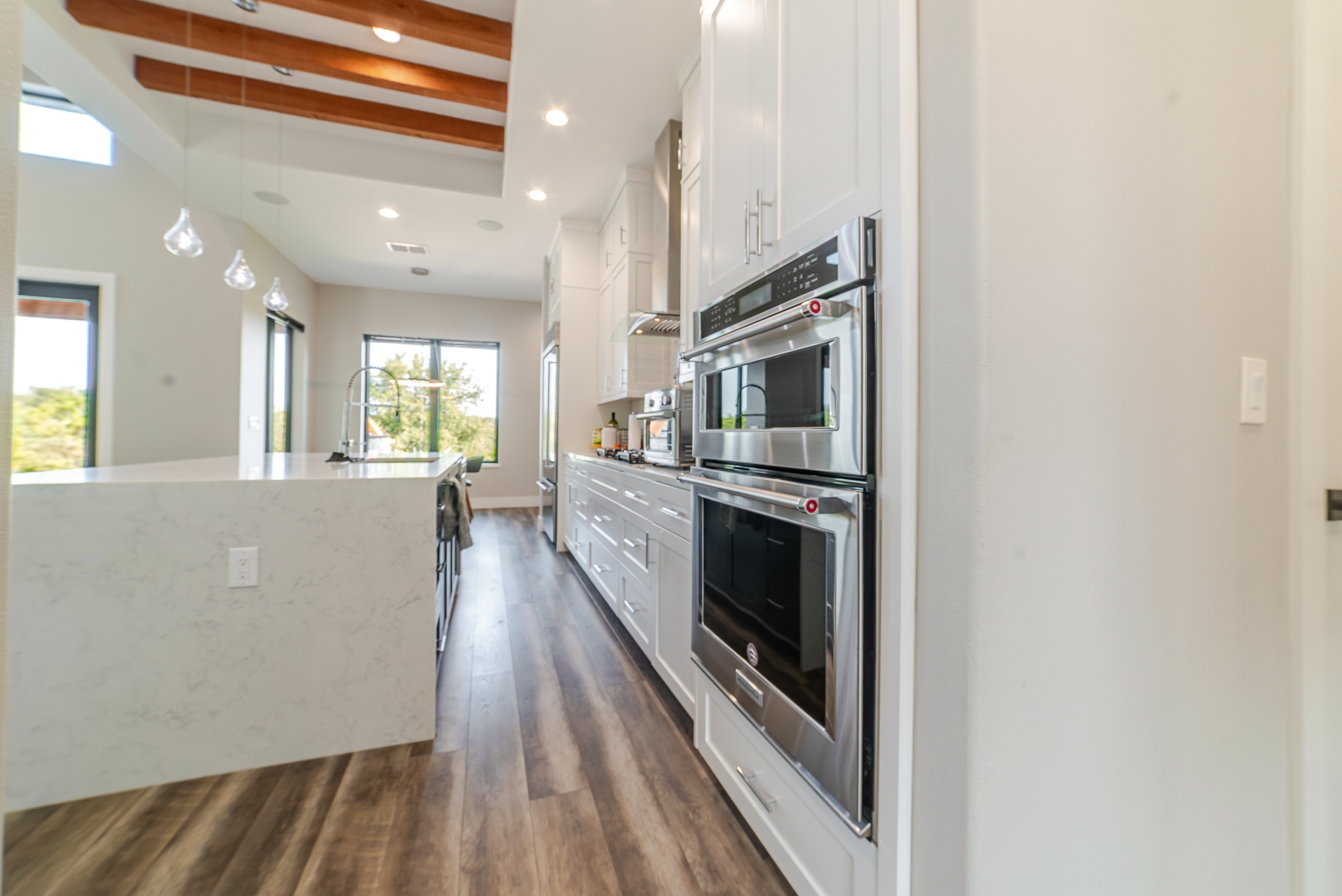 23801 Oscar Rd, Spicewood, Texas 78669