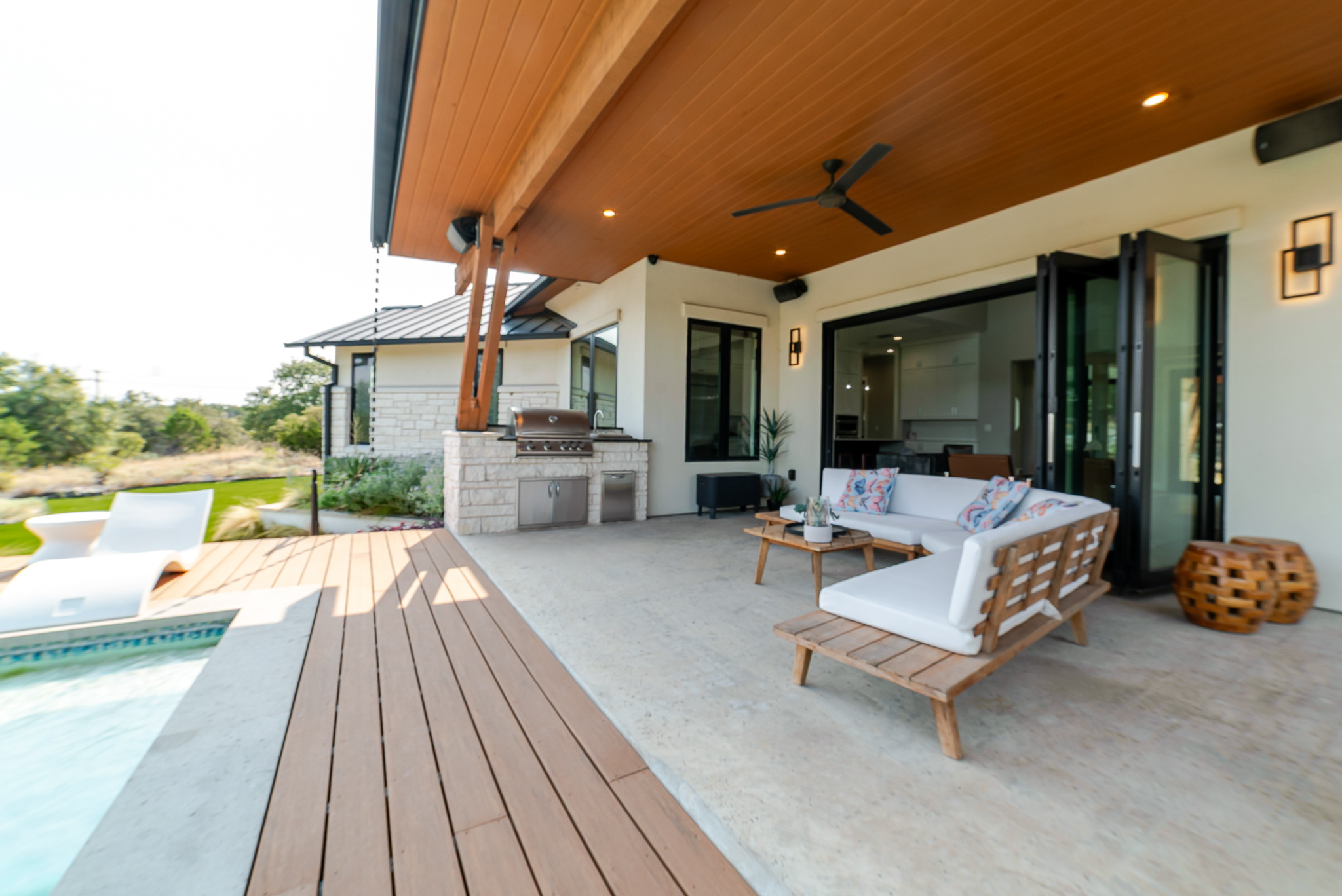 23801 Oscar Rd, Spicewood, Texas 78669