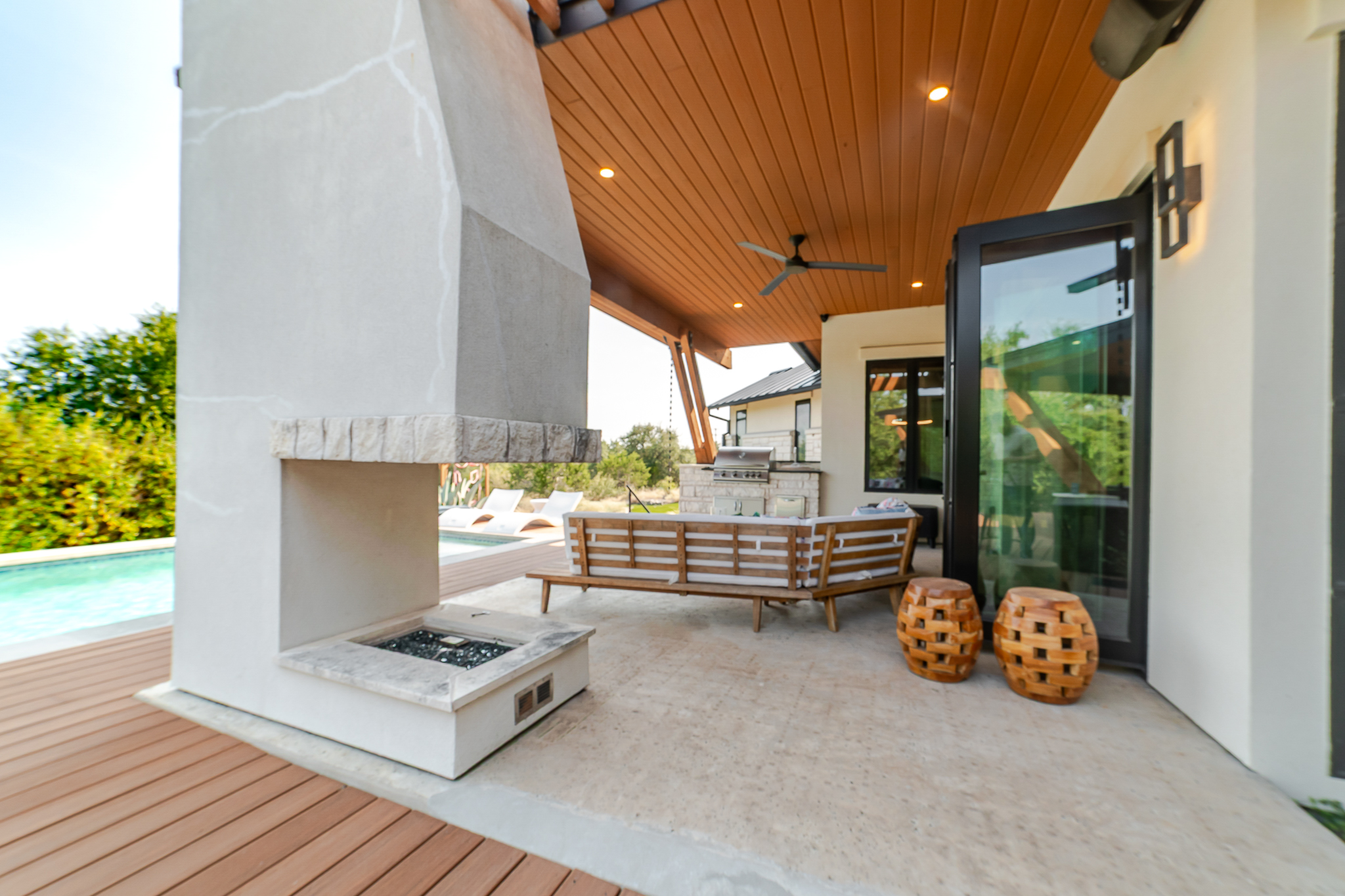 23801 Oscar Rd, Spicewood, Texas 78669