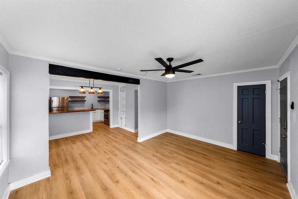 1627 W Thorain Blvd, San Antonio, TX 78201